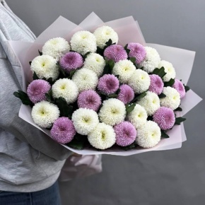 Букет из 31 хризантемы Момоко микс в Дмитрове