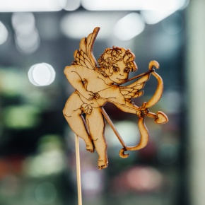 Топпер Купидон в Дмитрове