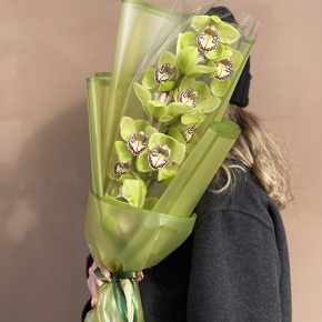 Букет из лаймовой орхидеи в Дмитрове