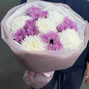 Букет "Вместе с тобой" из нежных хризантем в Дмитрове
