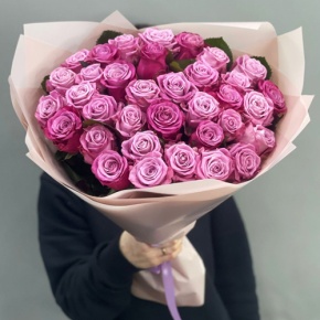 Букет из 51 розы Космик (50 см) в Дмитрове