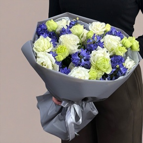 Букет из ароматных гиацинтов и эустом в Дмитрове