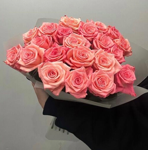 Букет из 21 розовой розы (50 см) в Дмитрове